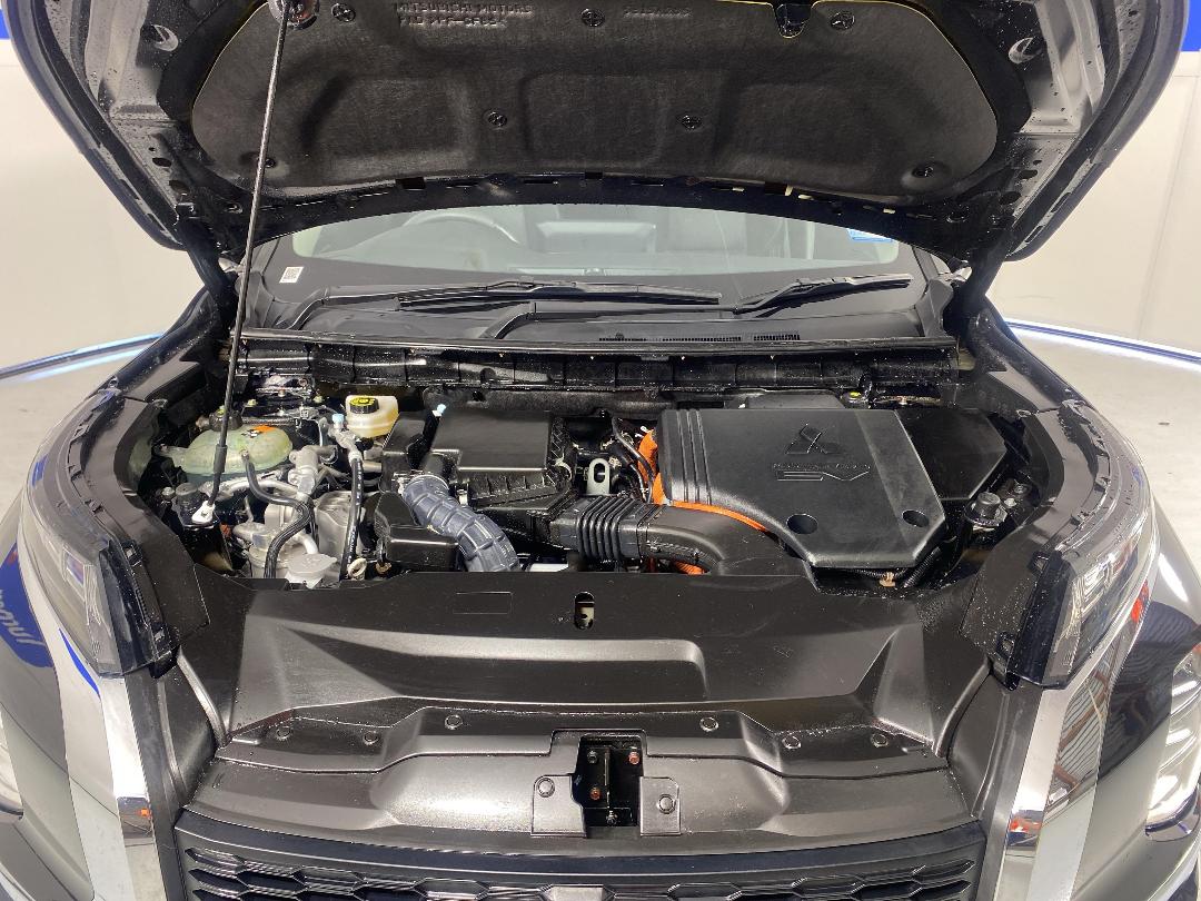 Photo '13' of Mitsubishi Outlander