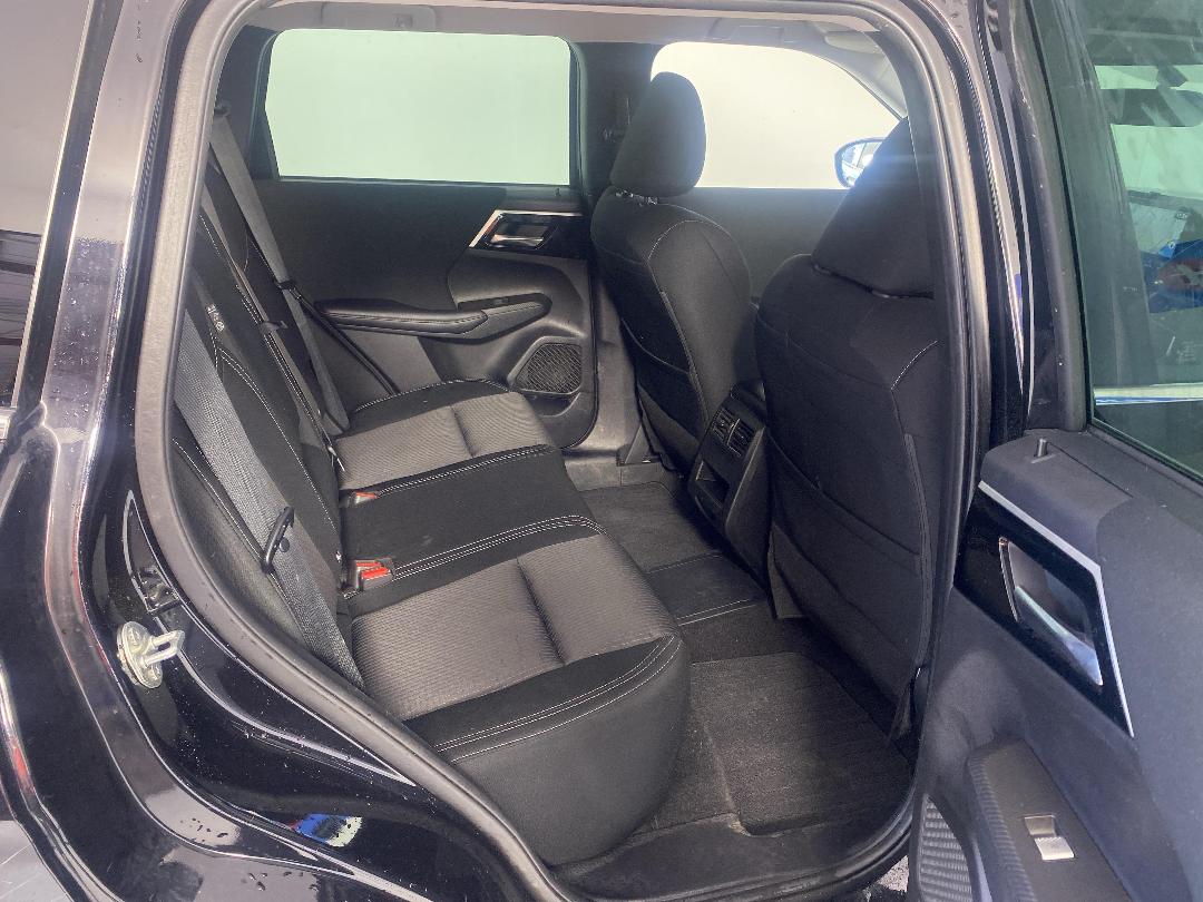 Photo '20' of Mitsubishi Outlander