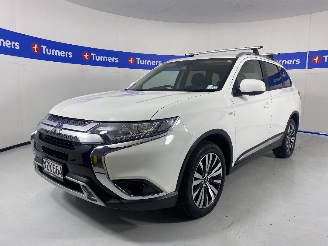 Photo '4' of Mitsubishi Outlander