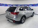 Thumbnail '7' of Mitsubishi Outlander