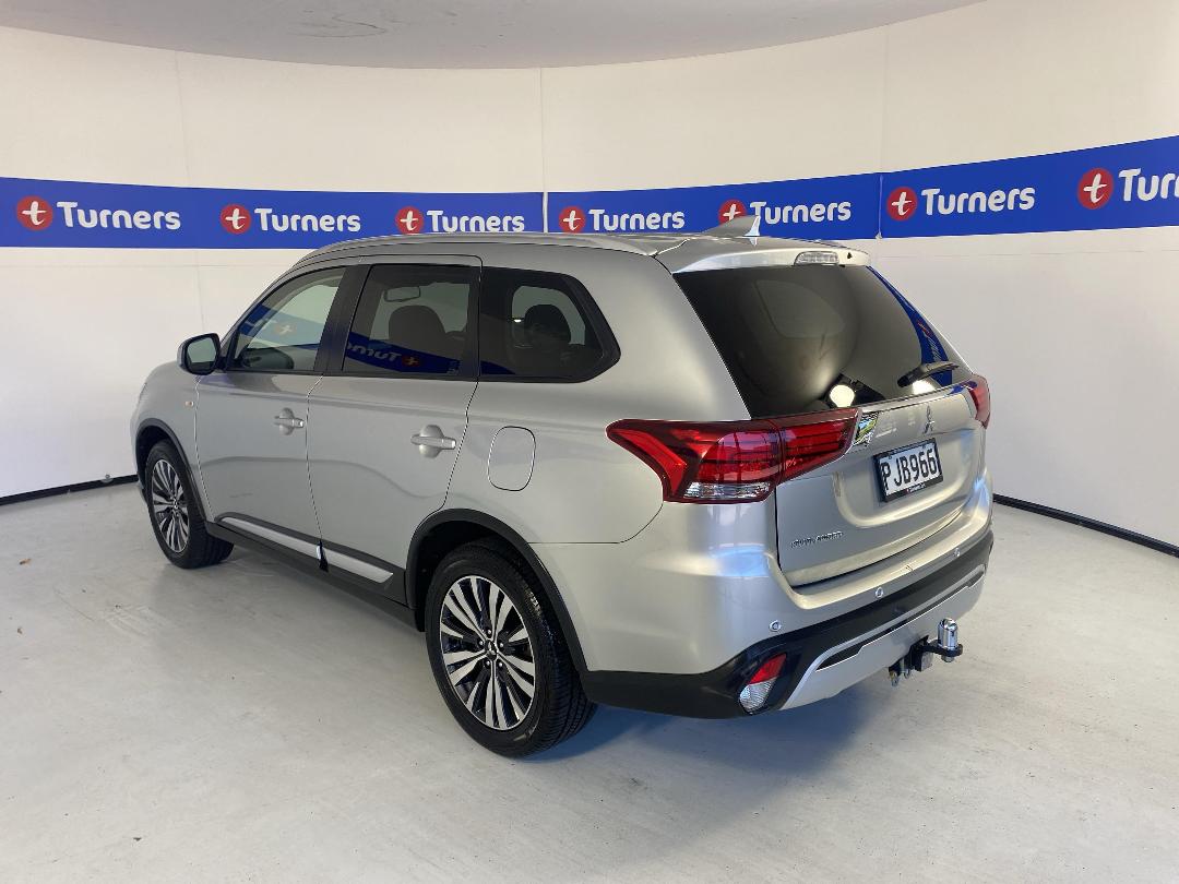 Photo '5' of Mitsubishi Outlander