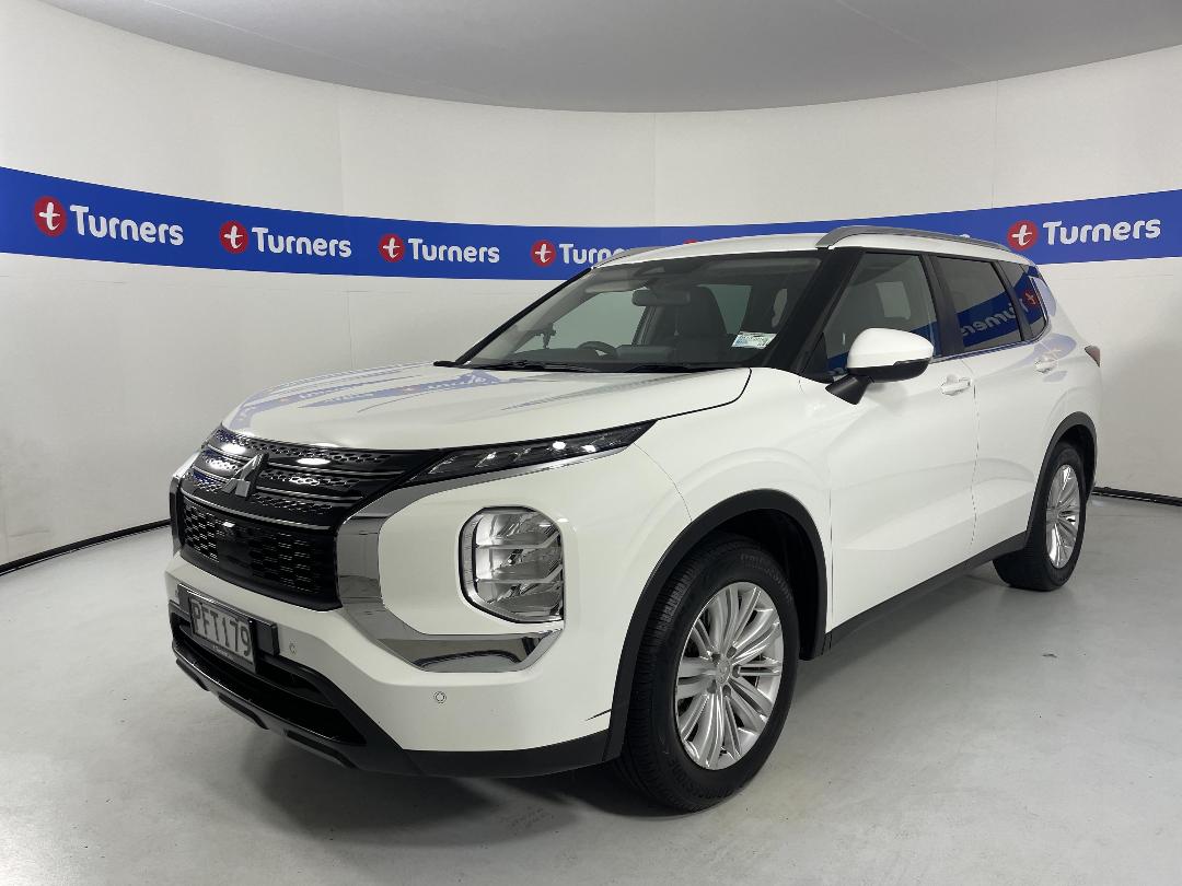 Photo '4' of Mitsubishi Outlander Photo '4' of Mitsubishi Outlander