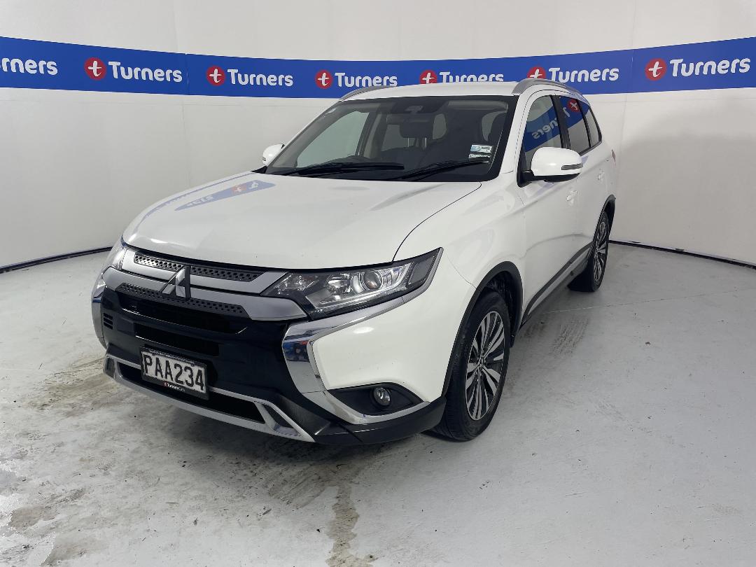 Photo '4' of Mitsubishi Outlander Photo '4' of Mitsubishi Outlander