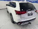 Thumbnail '5' of Mitsubishi Outlander