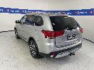 Thumbnail '5' of Mitsubishi Outlander
