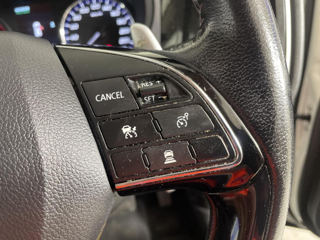 Photo '27' of Mitsubishi Outlander