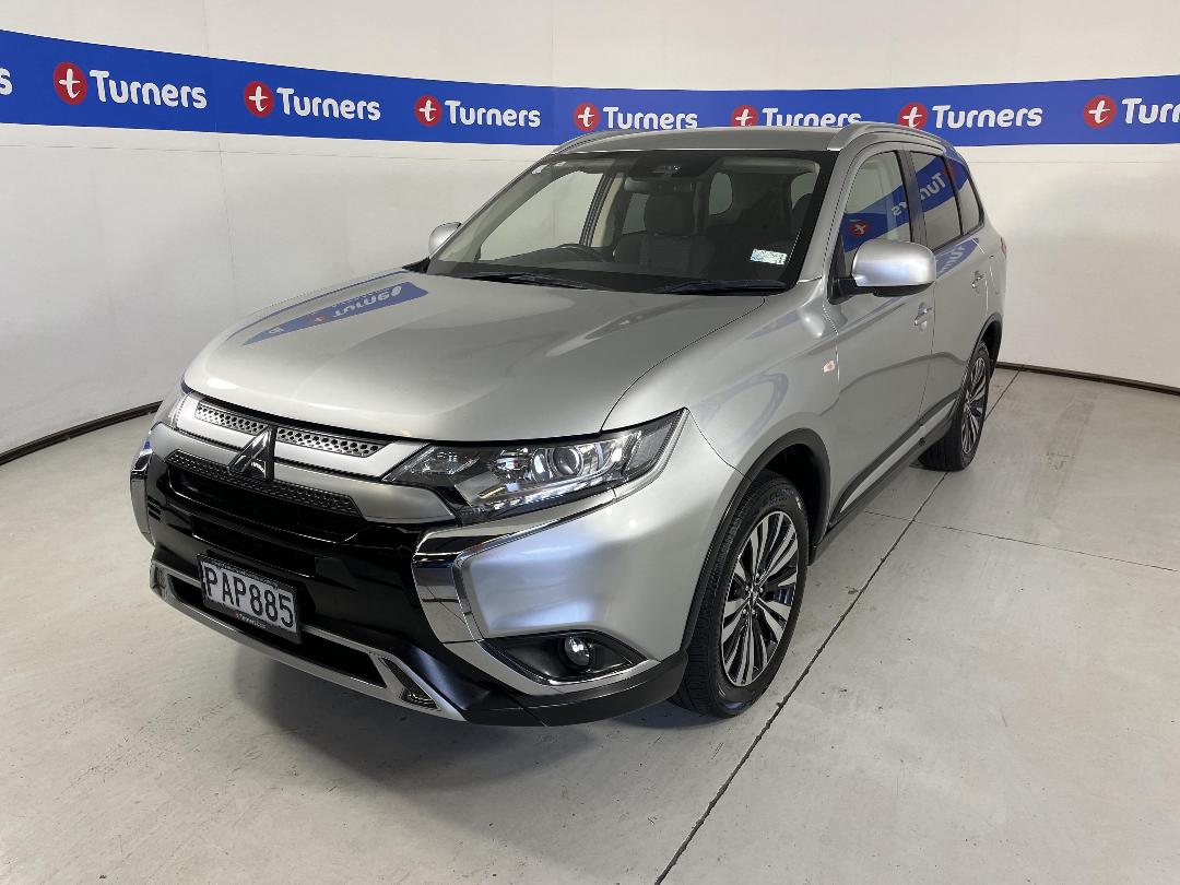 Photo '4' of Mitsubishi Outlander