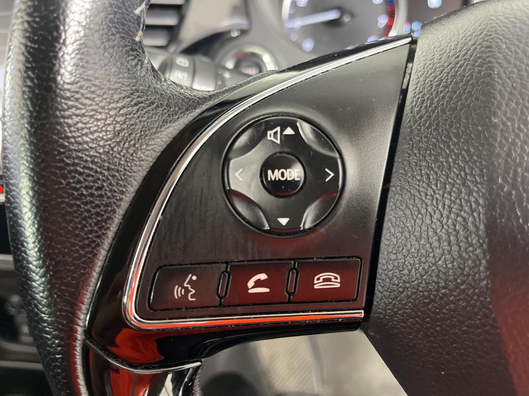 Photo '27' of Mitsubishi Outlander