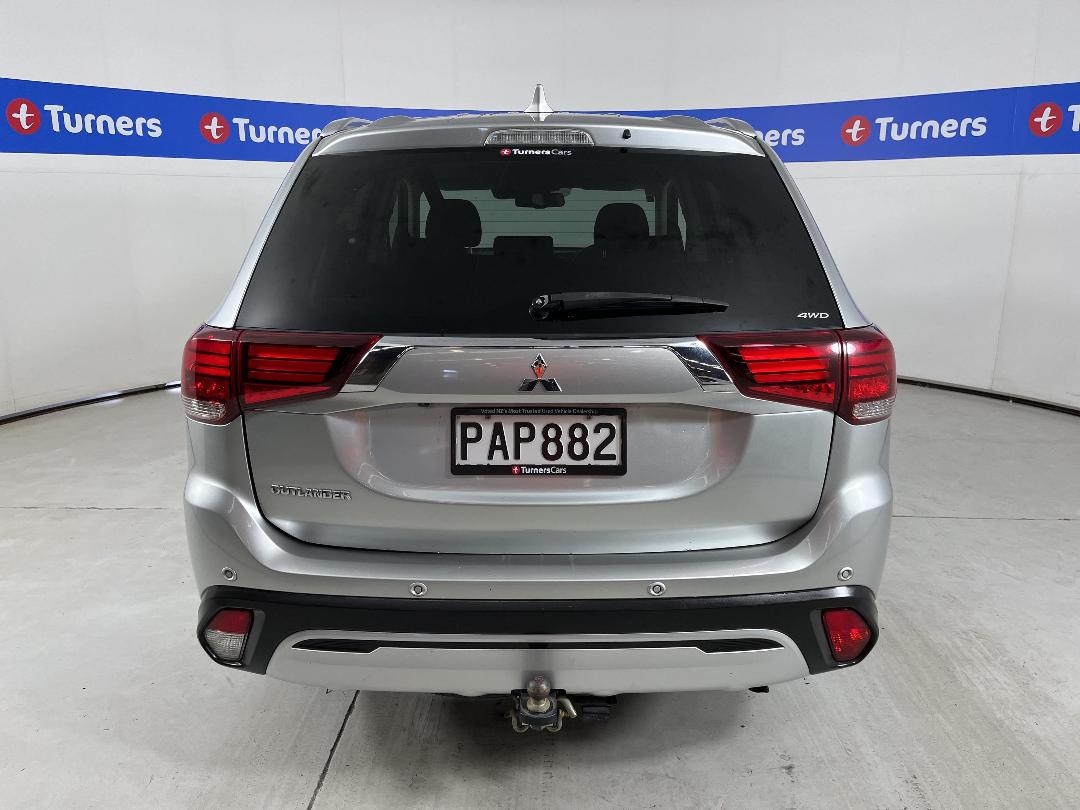 Photo '6' of Mitsubishi Outlander Photo '6' of Mitsubishi Outlander