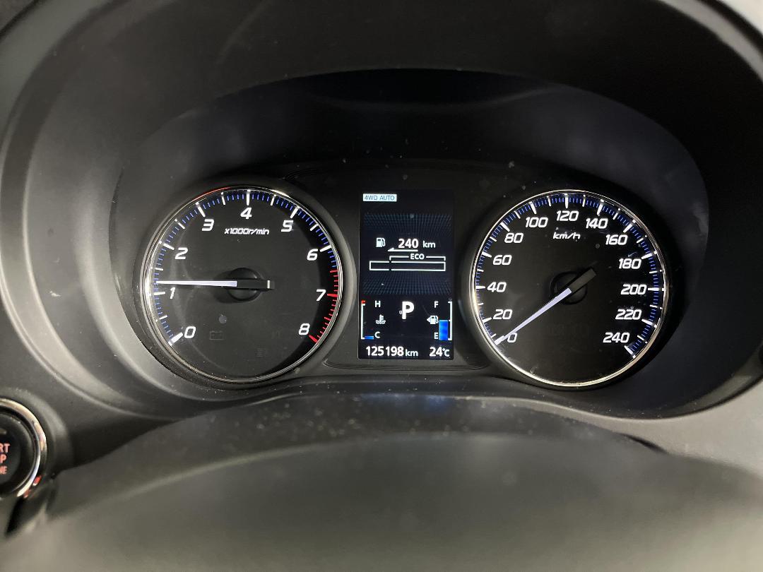 Photo '21' of Mitsubishi Outlander Photo '21' of Mitsubishi Outlander