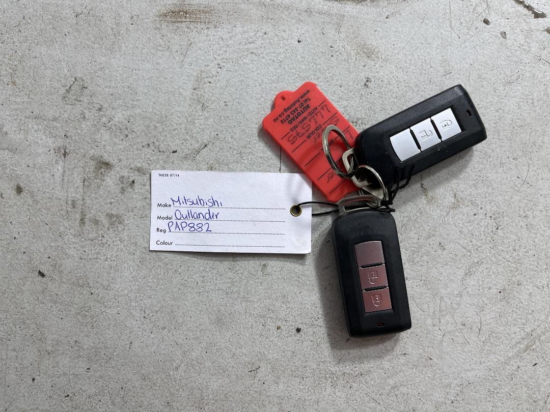 Photo '22' of Mitsubishi Outlander Photo '22' of Mitsubishi Outlander