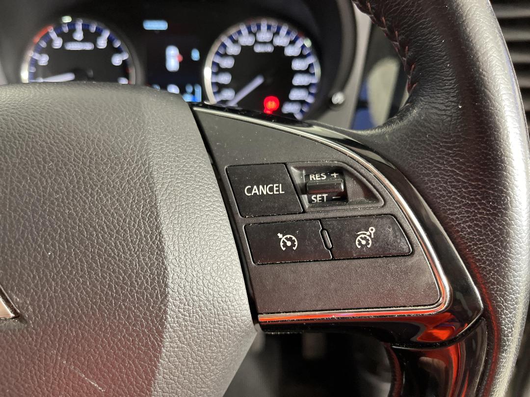 Photo '28' of Mitsubishi Outlander Photo '28' of Mitsubishi Outlander