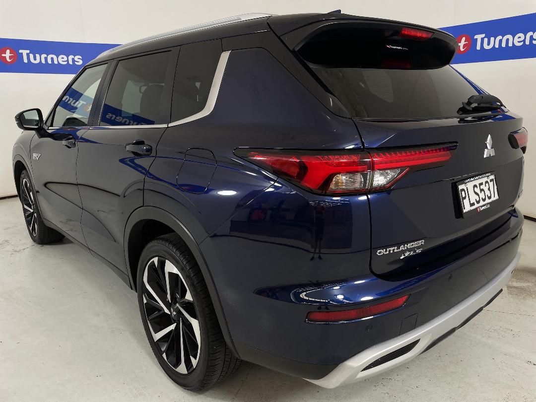 Photo '5' of Mitsubishi Outlander