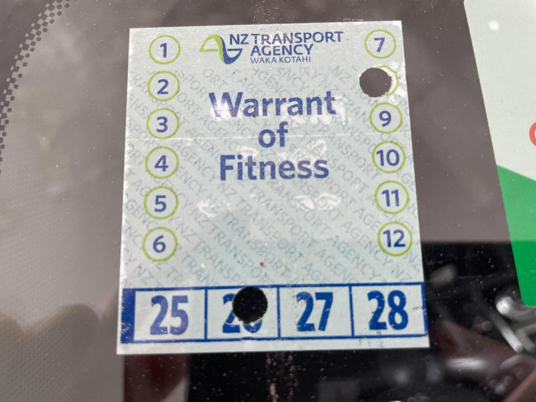 Photo '23' of Mitsubishi Outlander