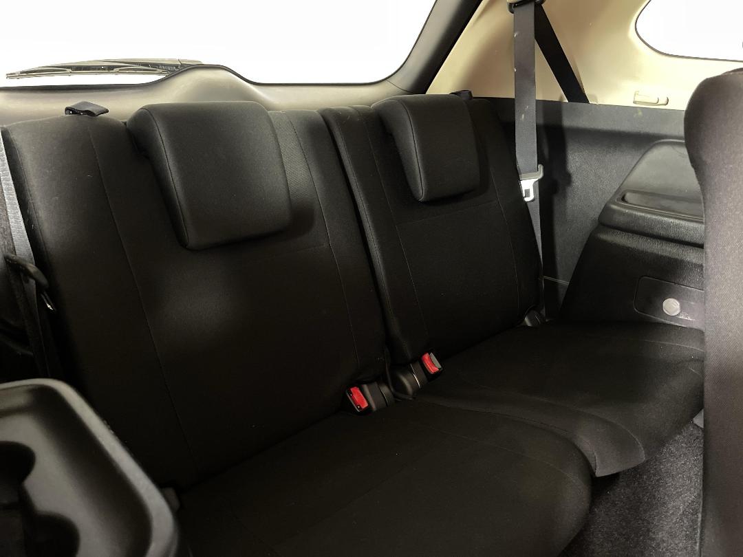 Photo '23' of Mitsubishi Outlander