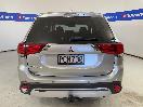 Thumbnail '6' of Mitsubishi Outlander