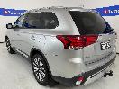 Thumbnail '5' of Mitsubishi Outlander