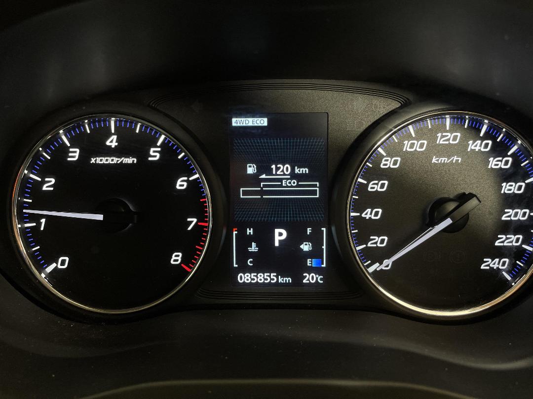 Photo '21' of Mitsubishi Outlander