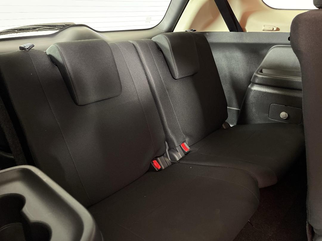 Photo '23' of Mitsubishi Outlander