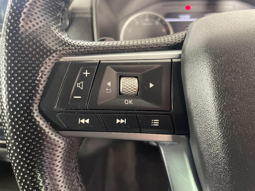 Photo '23' of Mitsubishi Outlander