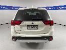 Thumbnail '6' of Mitsubishi Outlander