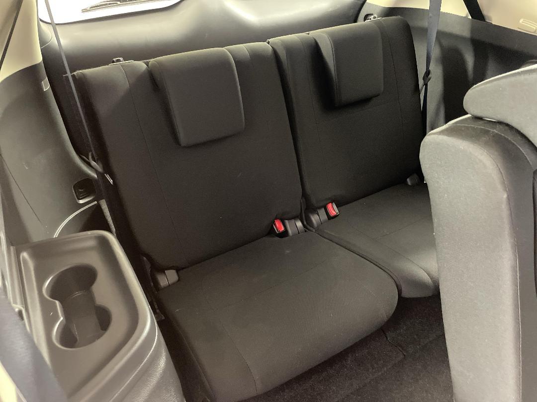 Photo '23' of Mitsubishi Outlander