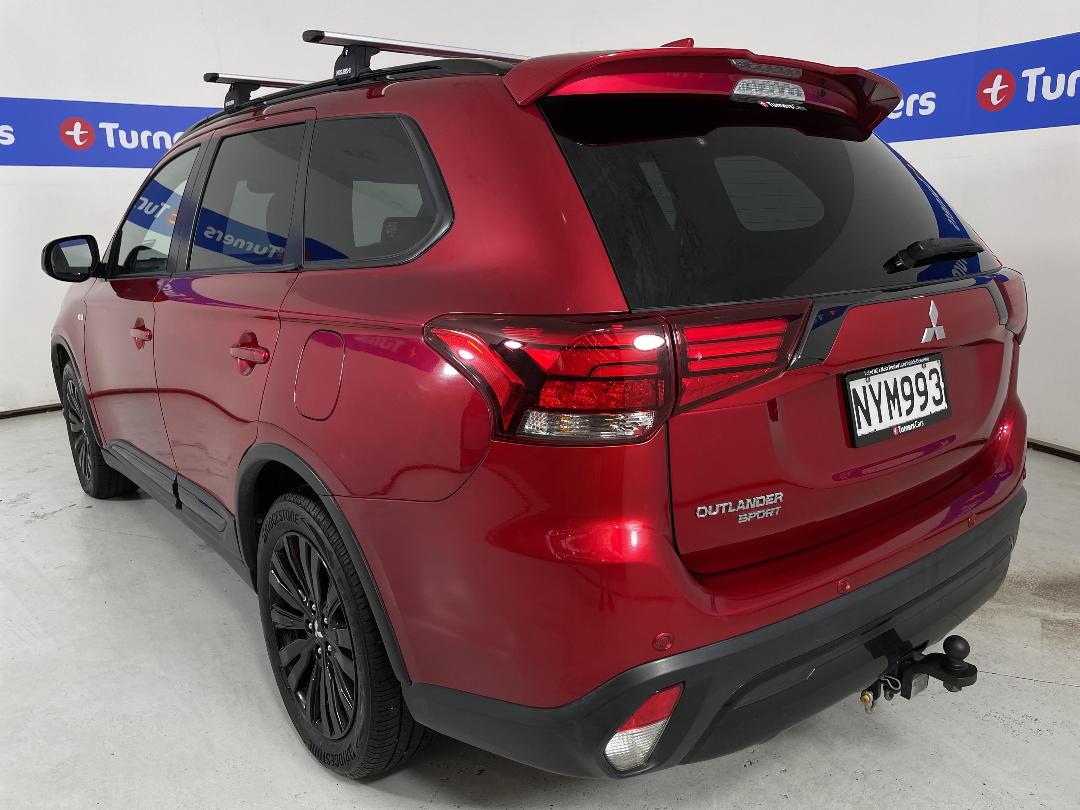 Photo '5' of Mitsubishi Outlander Photo '5' of Mitsubishi Outlander