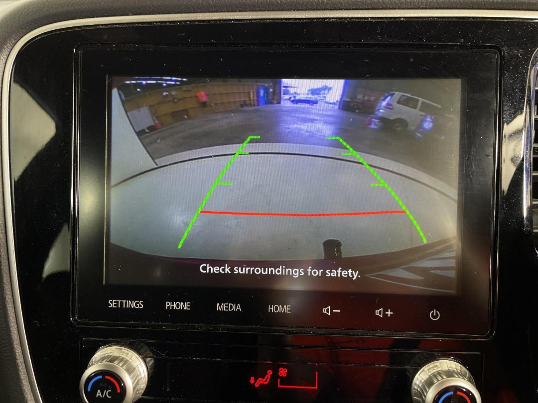 Photo '25' of Mitsubishi Outlander Photo '25' of Mitsubishi Outlander