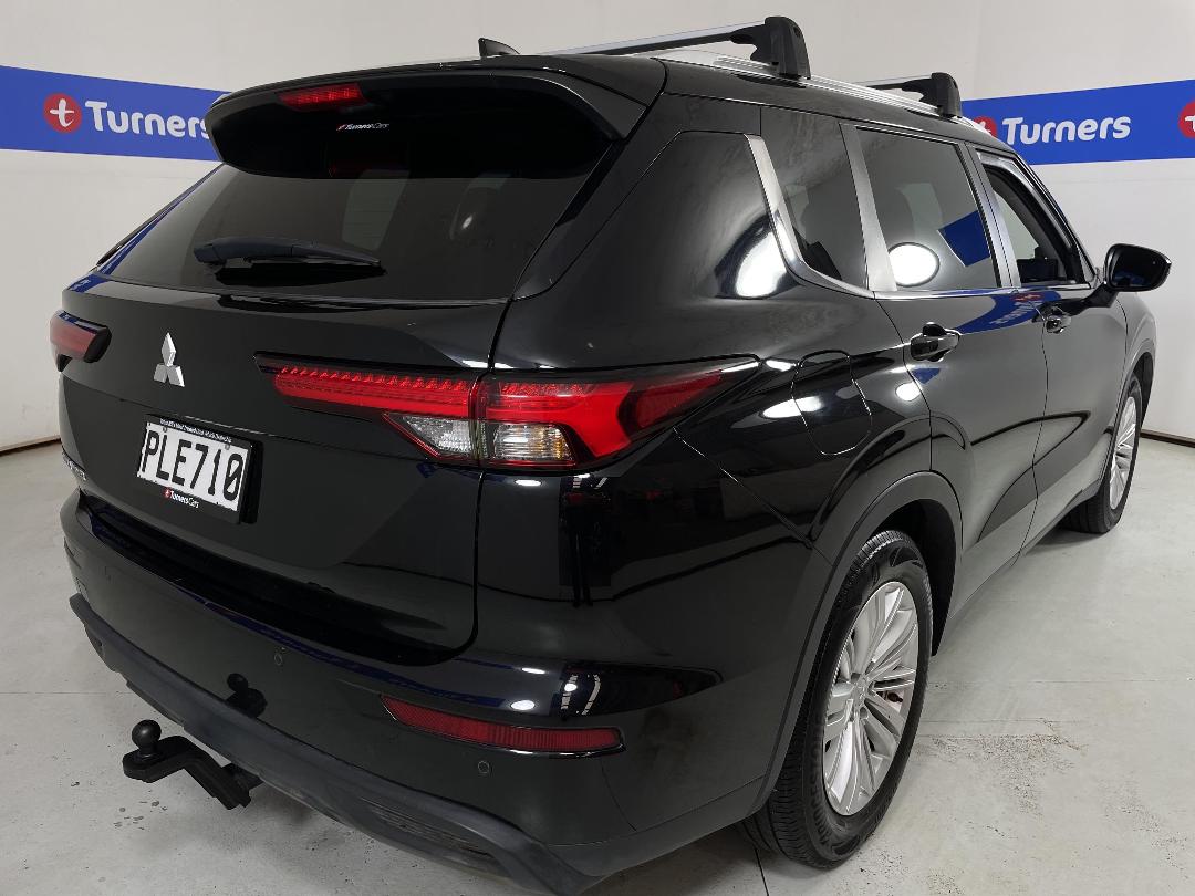 Photo '7' of Mitsubishi Outlander Photo '7' of Mitsubishi Outlander