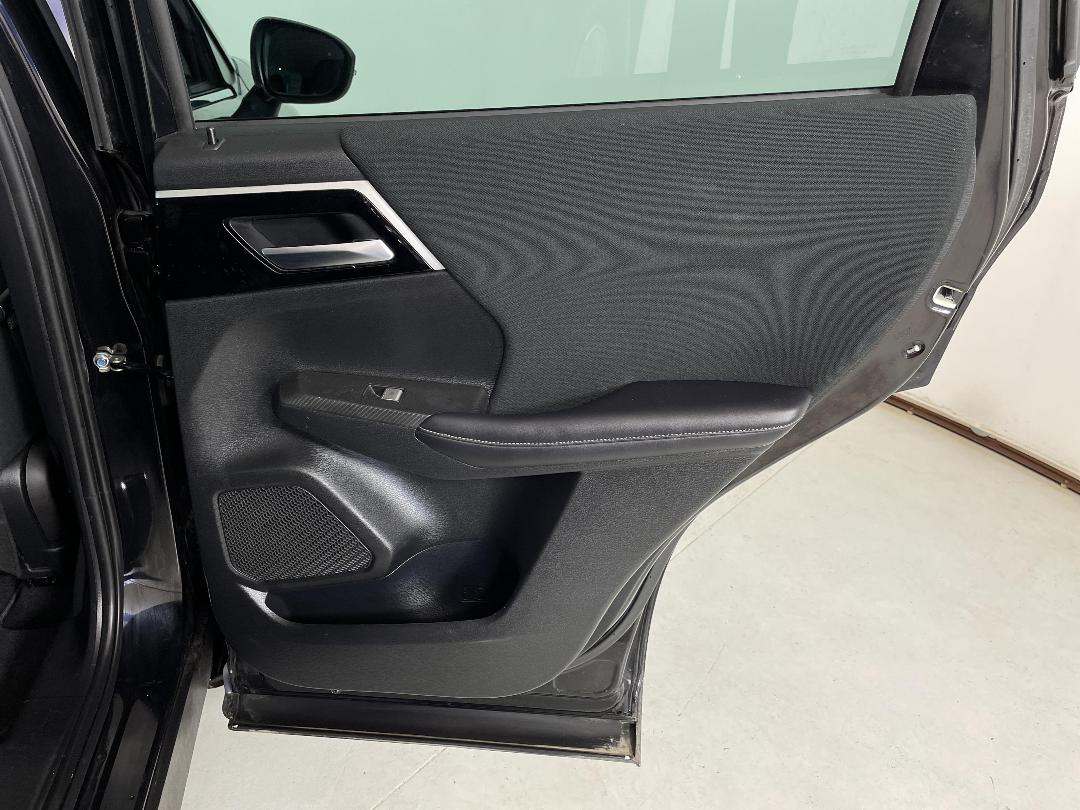 Photo '19' of Mitsubishi Outlander Photo '19' of Mitsubishi Outlander