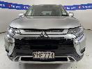 Thumbnail '2' of Mitsubishi Outlander
