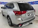 Thumbnail '5' of Mitsubishi Outlander