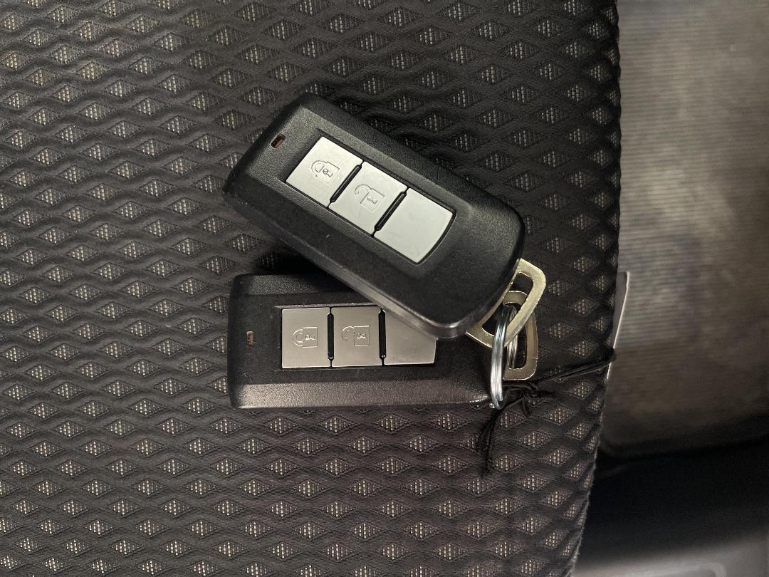 Photo '22' of Mitsubishi Outlander Photo '22' of Mitsubishi Outlander