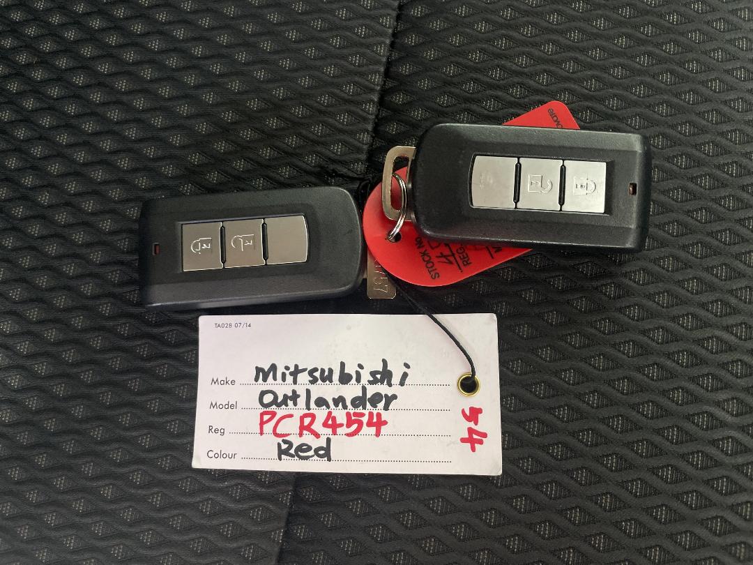 Photo '22' of Mitsubishi Outlander