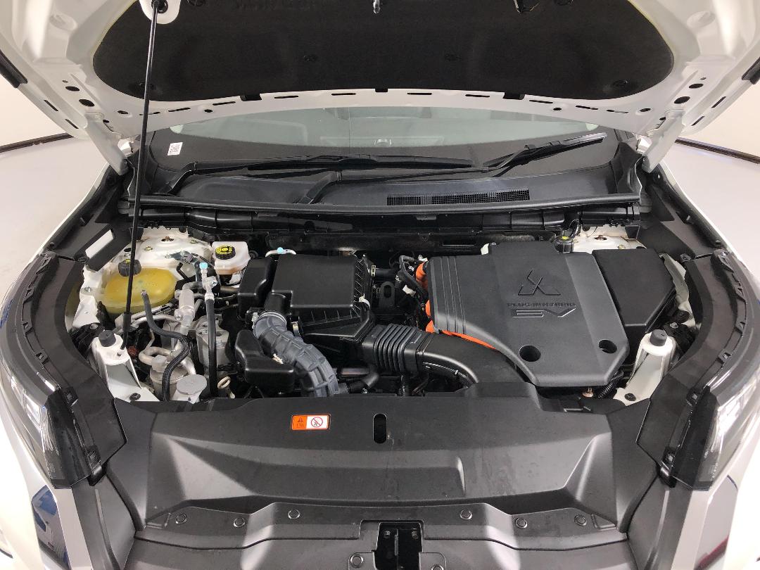 Photo '13' of Mitsubishi Outlander