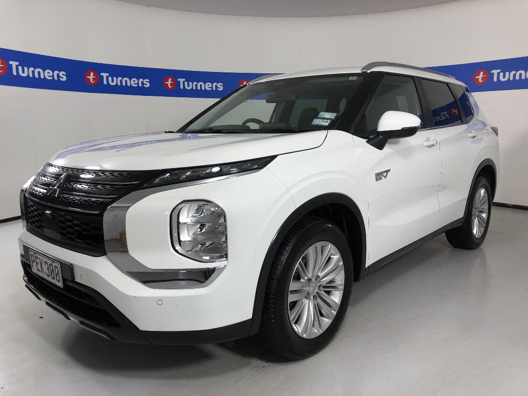 Photo '4' of Mitsubishi Outlander