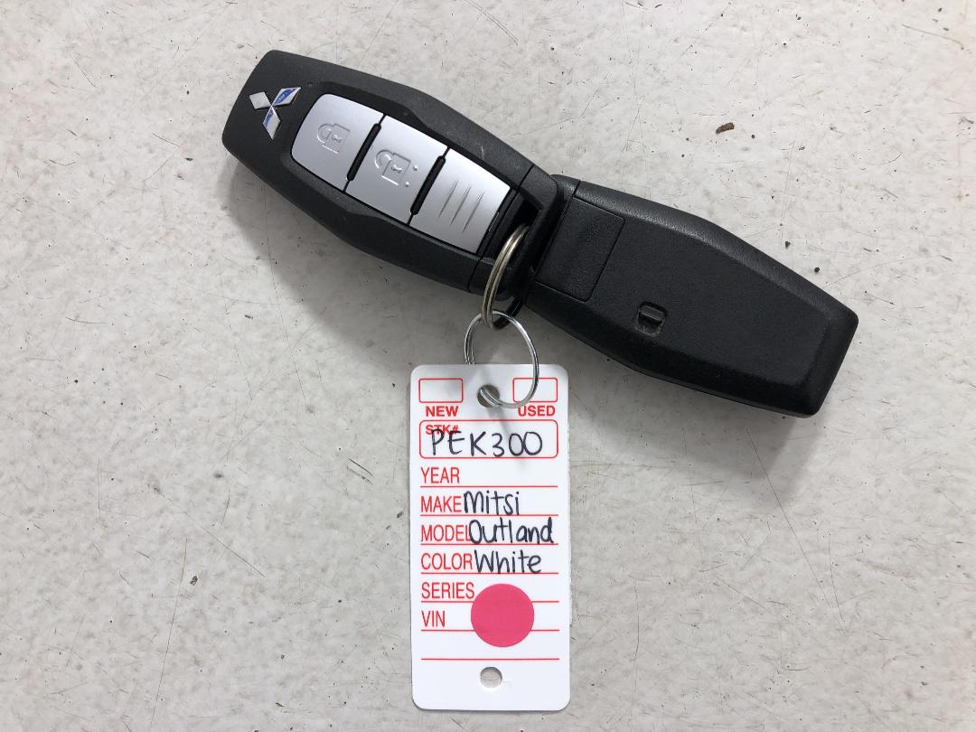 Photo '22' of Mitsubishi Outlander