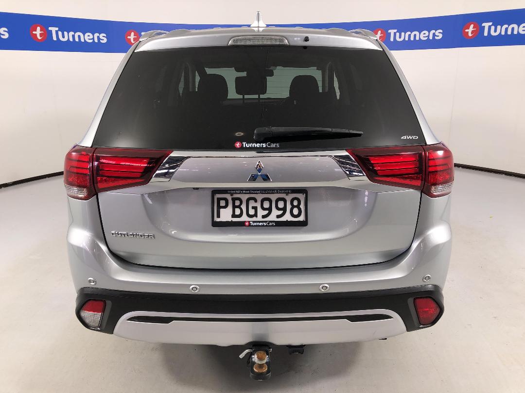 Photo '6' of Mitsubishi Outlander Photo '6' of Mitsubishi Outlander