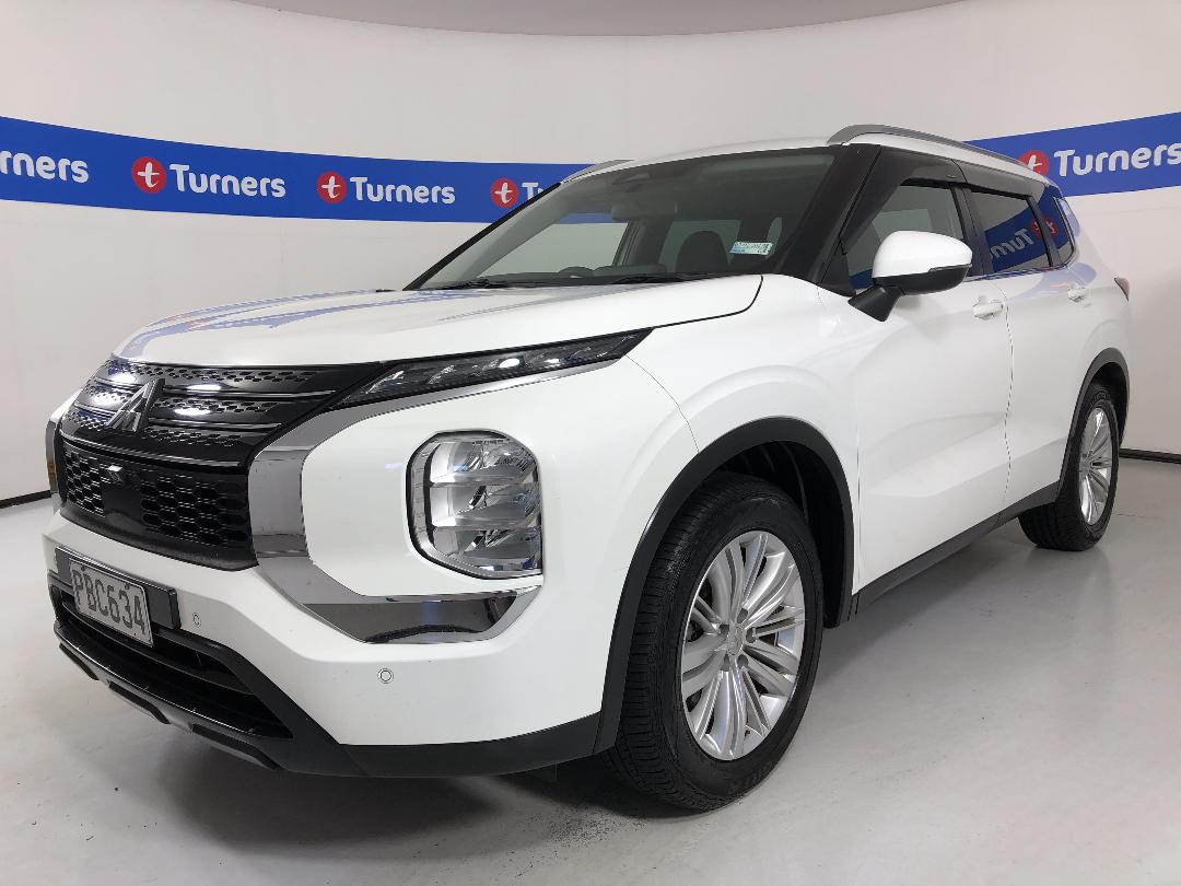 Photo '4' of Mitsubishi Outlander Photo '4' of Mitsubishi Outlander