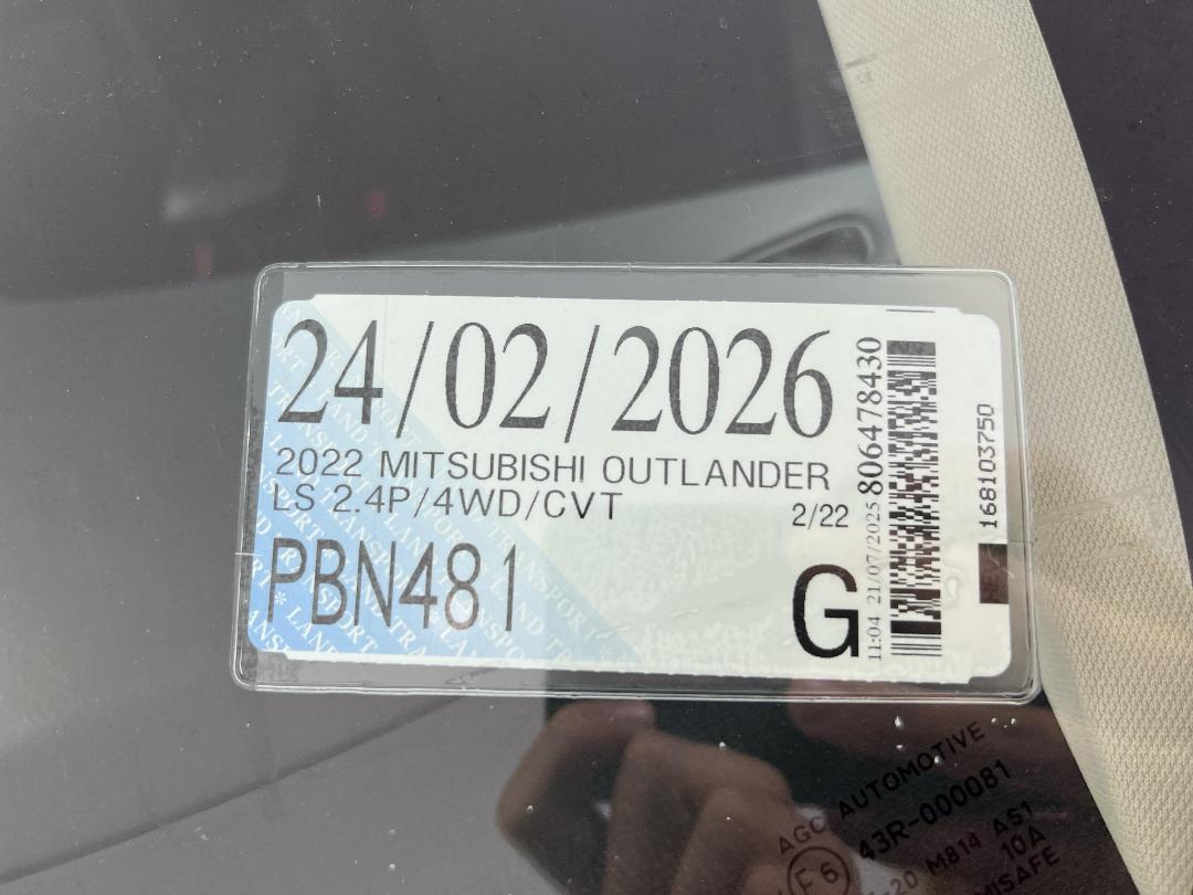 Photo '31' of Mitsubishi Outlander