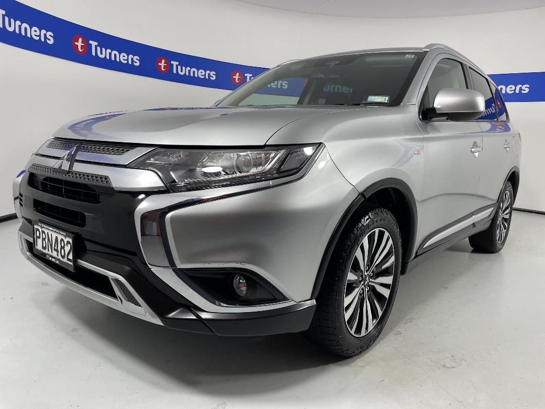 Photo '4' of Mitsubishi Outlander Photo '4' of Mitsubishi Outlander