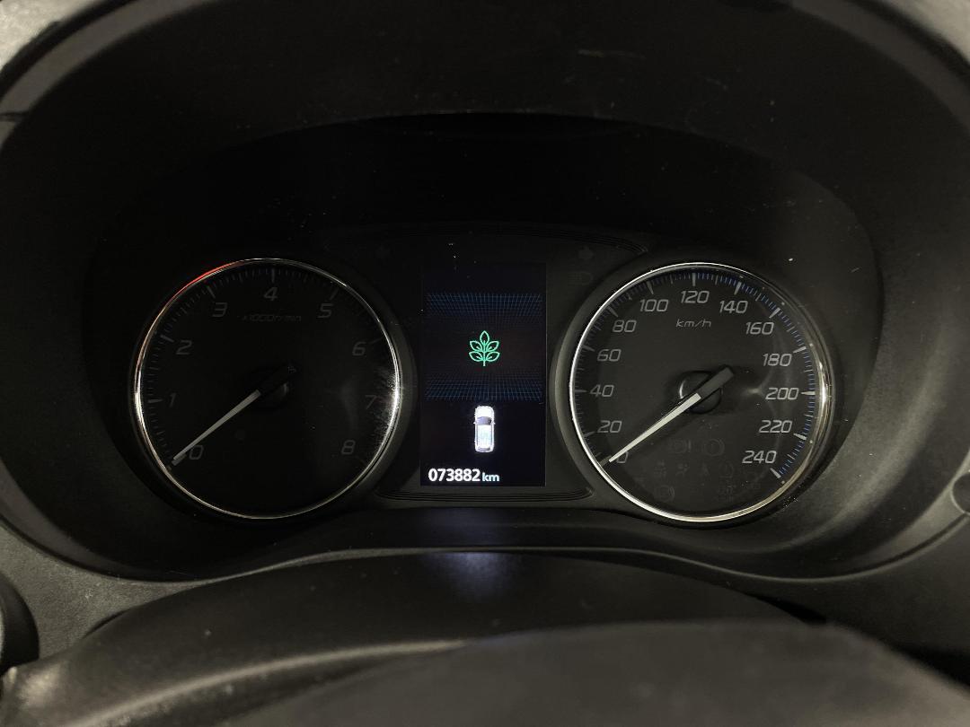 Photo '21' of Mitsubishi Outlander Photo '21' of Mitsubishi Outlander