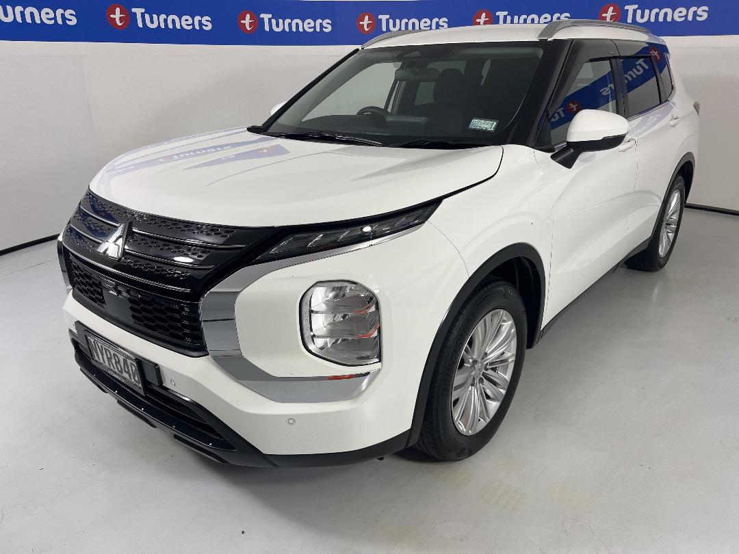 Photo '4' of Mitsubishi Outlander Photo '4' of Mitsubishi Outlander