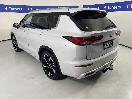 Thumbnail '5' of Mitsubishi Outlander
