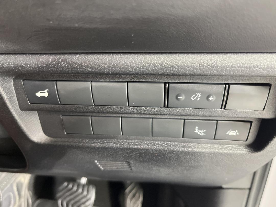 Photo '33' of Mitsubishi Outlander Photo '33' of Mitsubishi Outlander