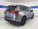 Thumbnail '7' of Mitsubishi Outlander