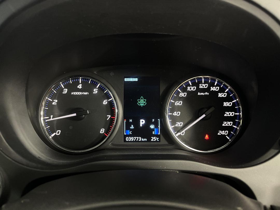 Photo '21' of Mitsubishi Outlander Photo '21' of Mitsubishi Outlander