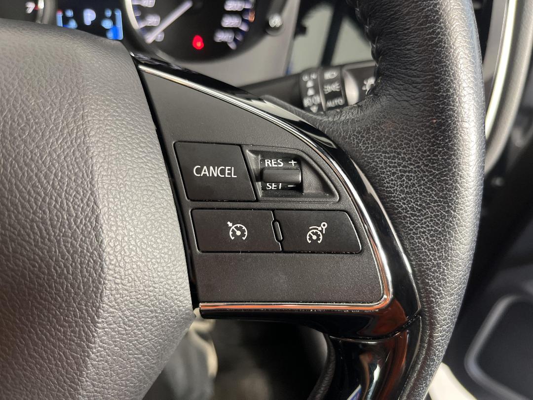 Photo '28' of Mitsubishi Outlander Photo '28' of Mitsubishi Outlander