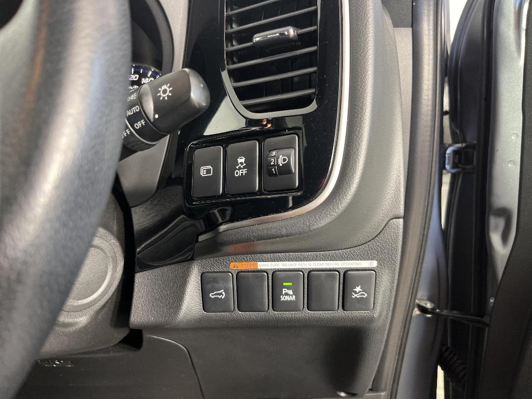 Photo '30' of Mitsubishi Outlander Photo '30' of Mitsubishi Outlander