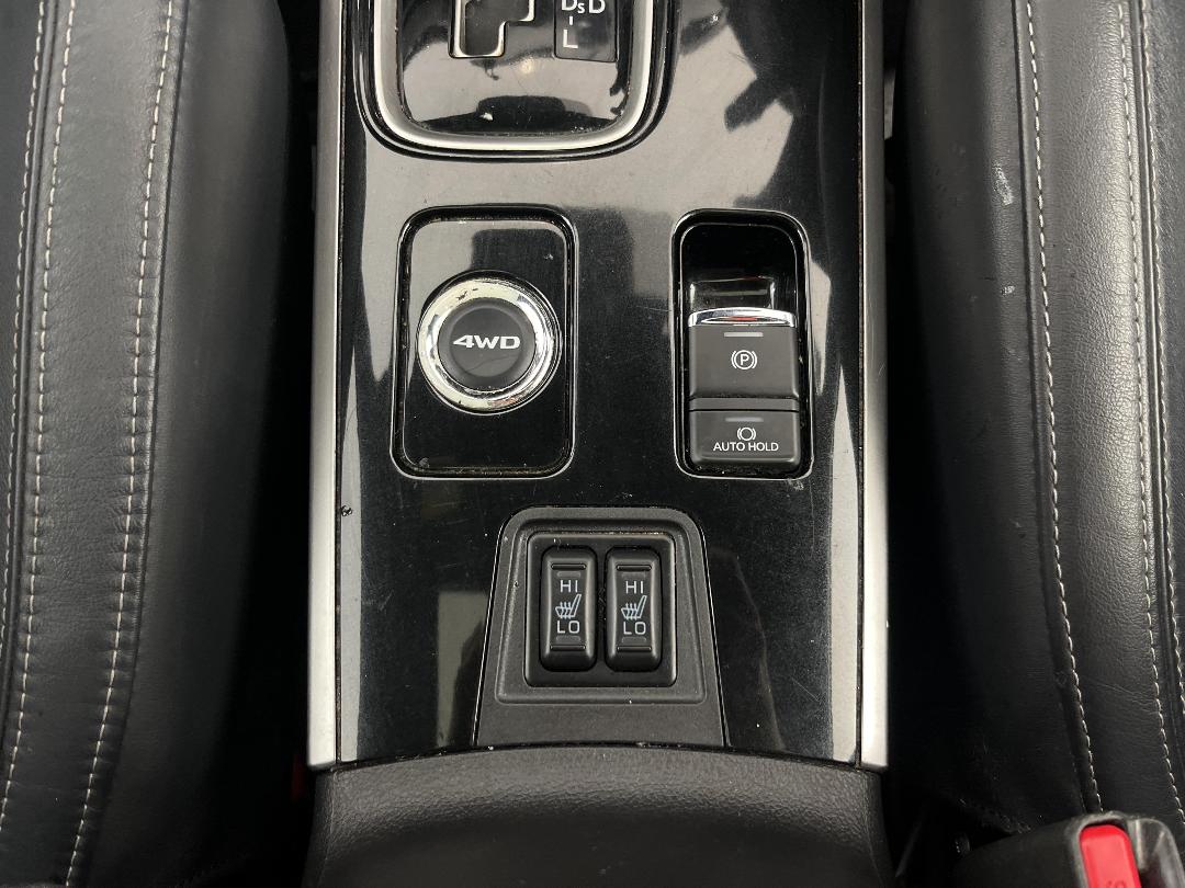 Photo '23' of Mitsubishi Outlander